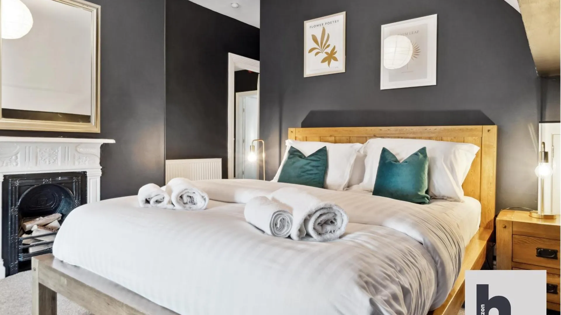 Apartment Free Parking - Penthouse - Business Stays - Relocating - Lt Harrogate